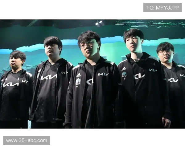 RNG逆袭之路:国际邀请赛中的传奇表现与团队精神探讨